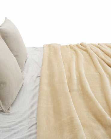 Cuddle Double Bed Beige Blanket