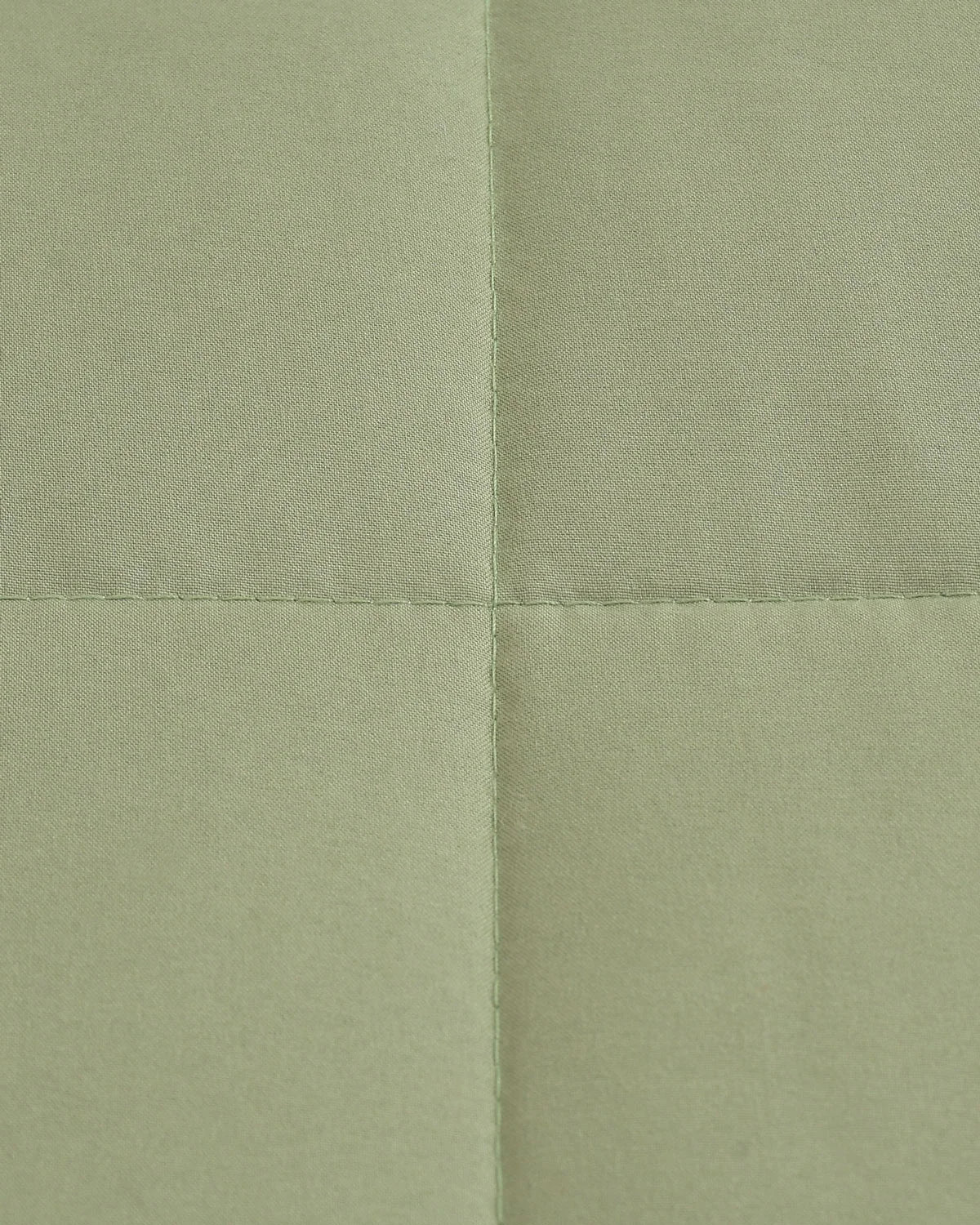 Amelia Reversible Comforter & AC Quilt | Olive Green & Sase Green | Box Design