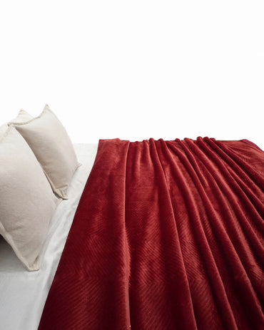 Cuddle Double Bed Maroon Blanket