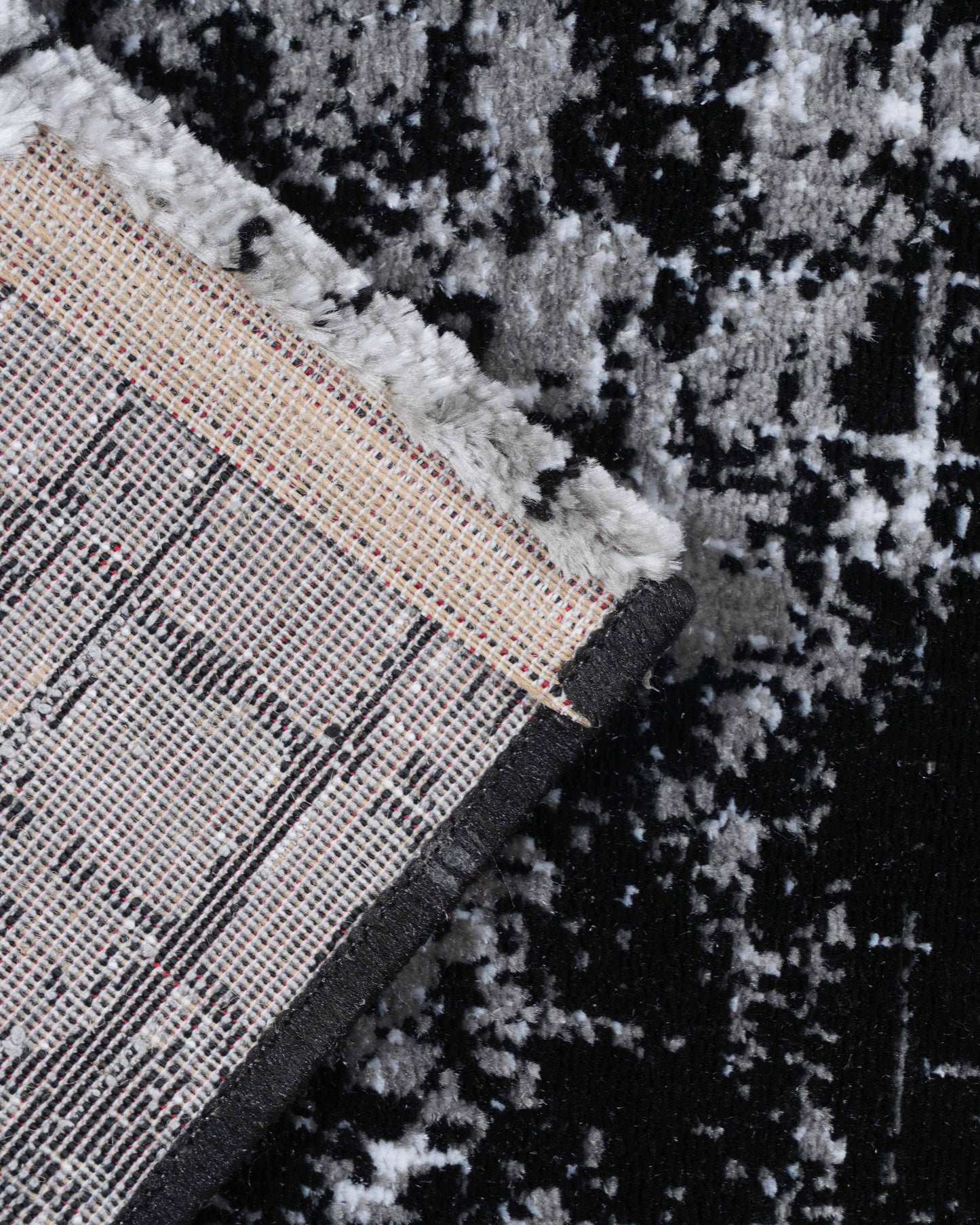 Vienna Carpet | Grey Textured Grid