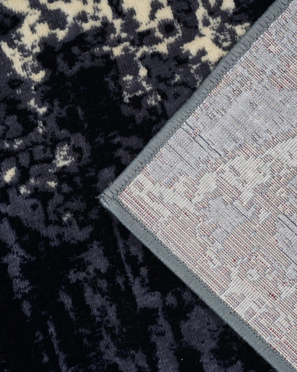 Silvora Rug | Black & White | Modern Abstract