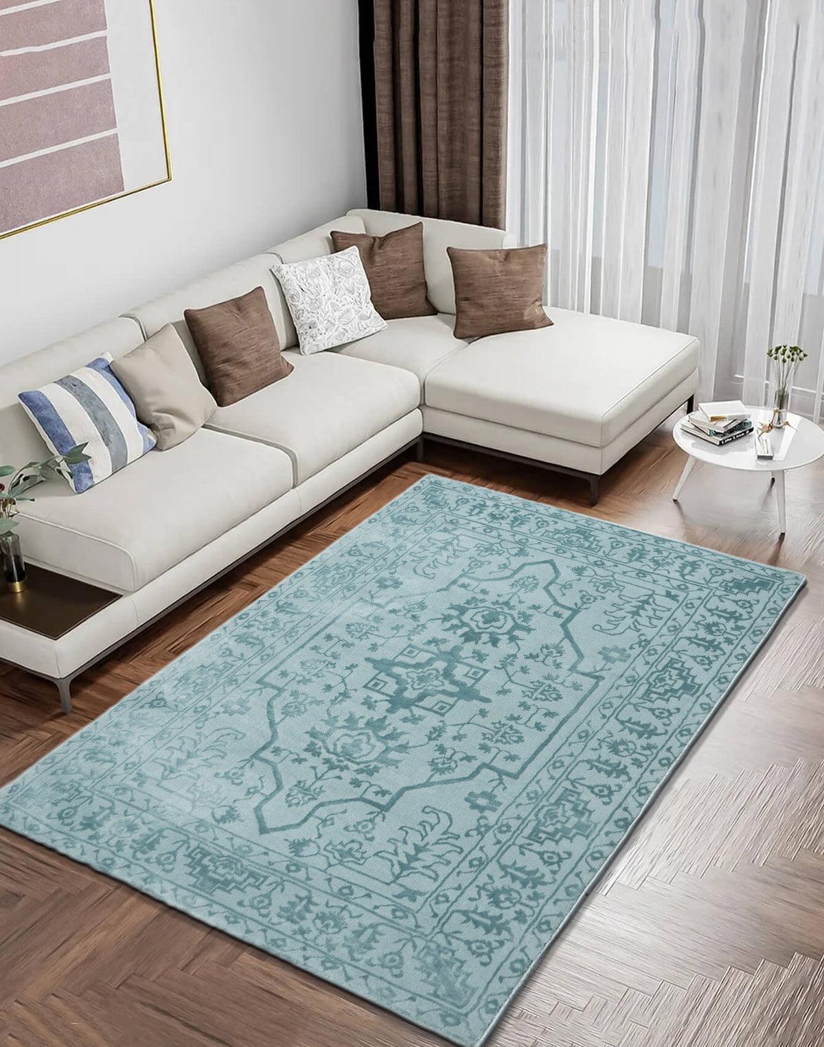 Aura Carpet | Traditional Floral Light Blue