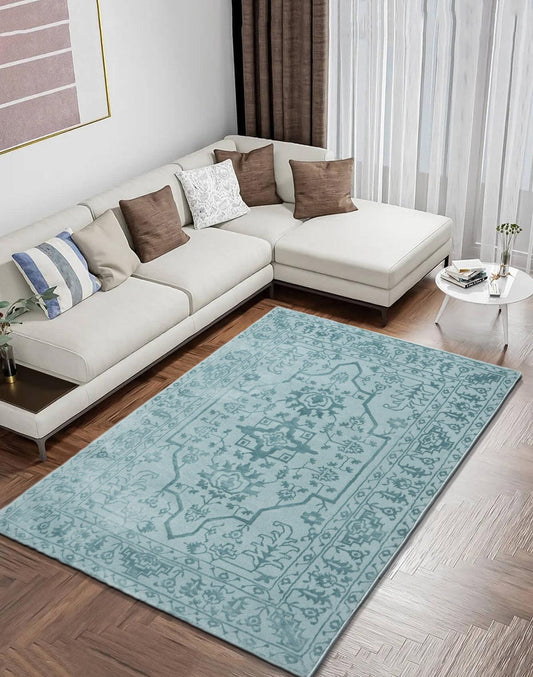 Aura Traditional Aqua Carpet
