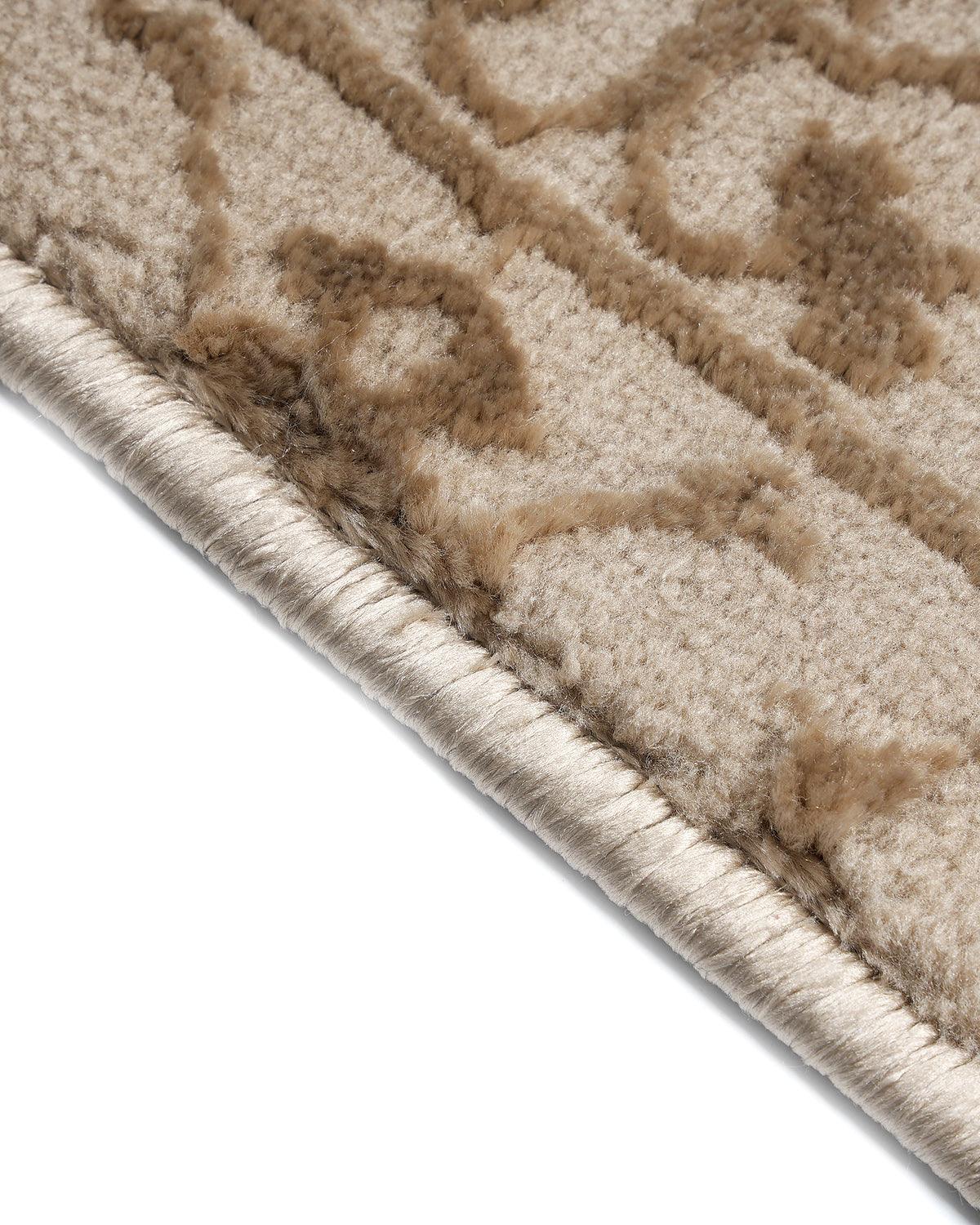 Aura Carpet | Traditional Floral Light Gold