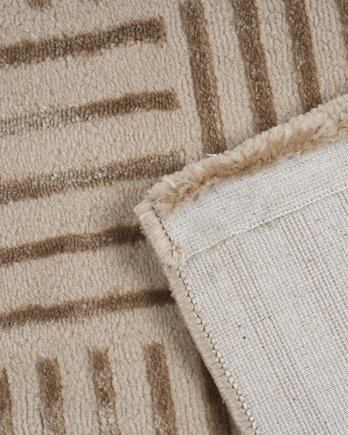 Aura Striped Grid Gold Carpet