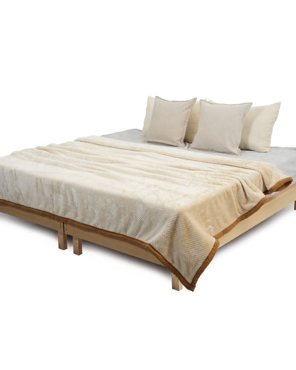 Cuddle Double Bed Beige Blanket