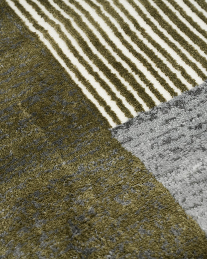 Mystic Carpet | Rust