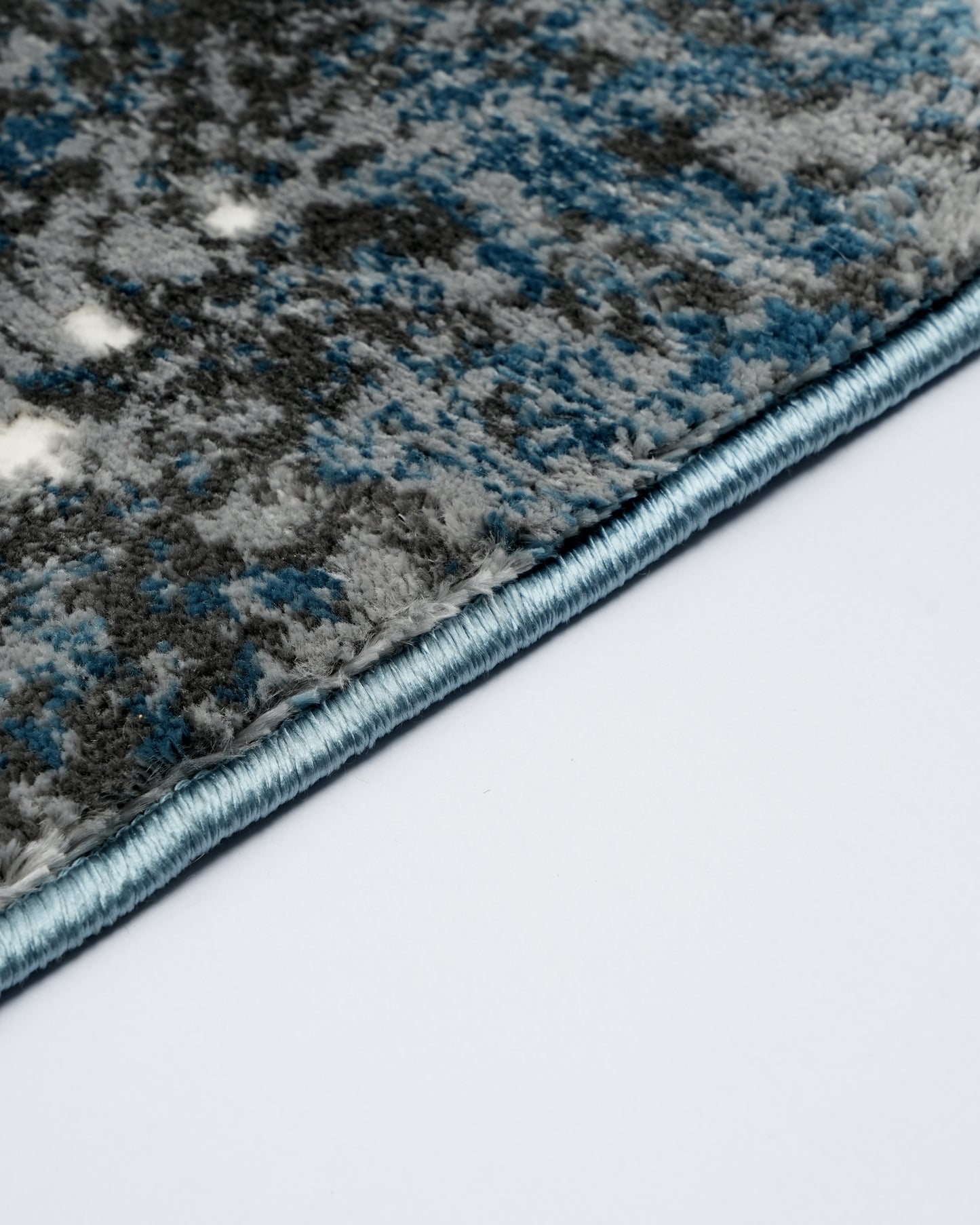 Mystic Carpet | Grey & Rust
