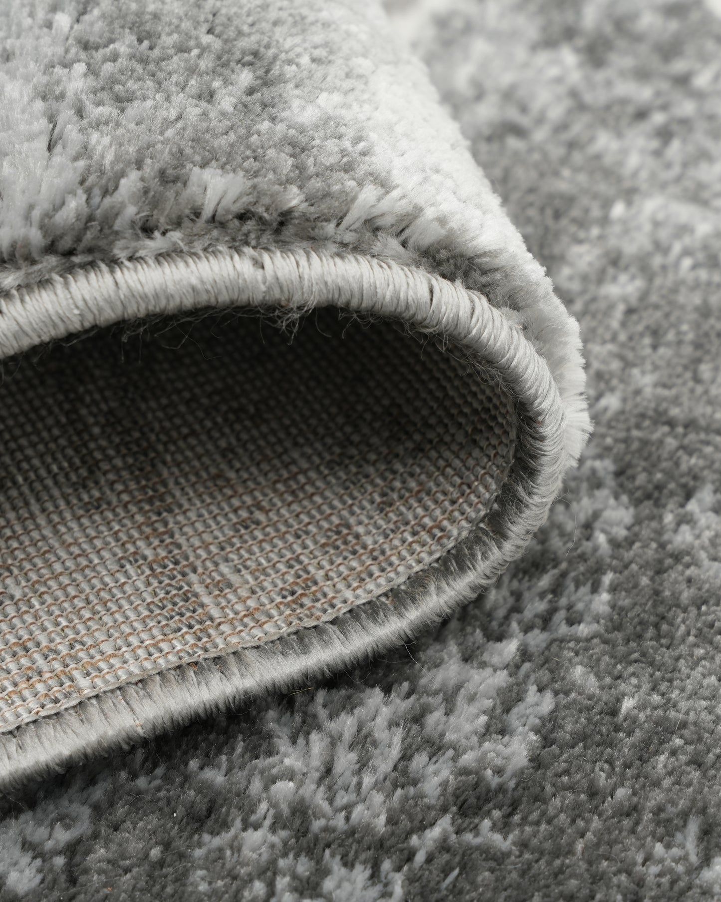 Mystic Carpet | White and Grey