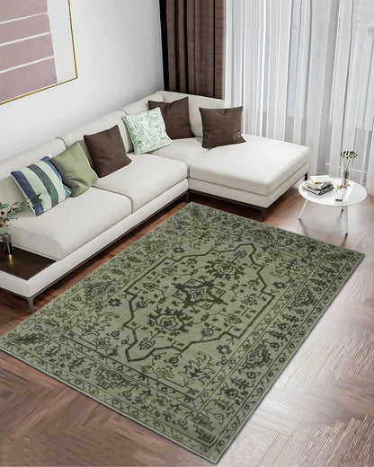 Aura Carpet | Green Traditional