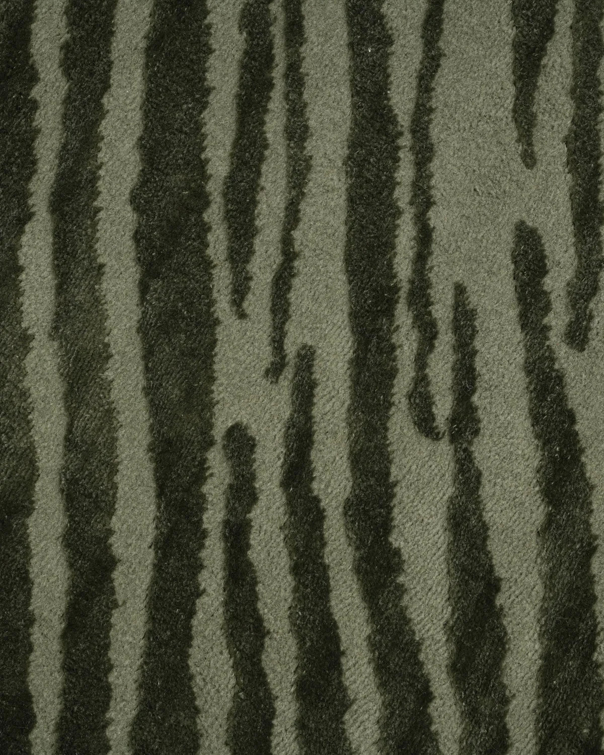 Aura Tiger Green Carpet