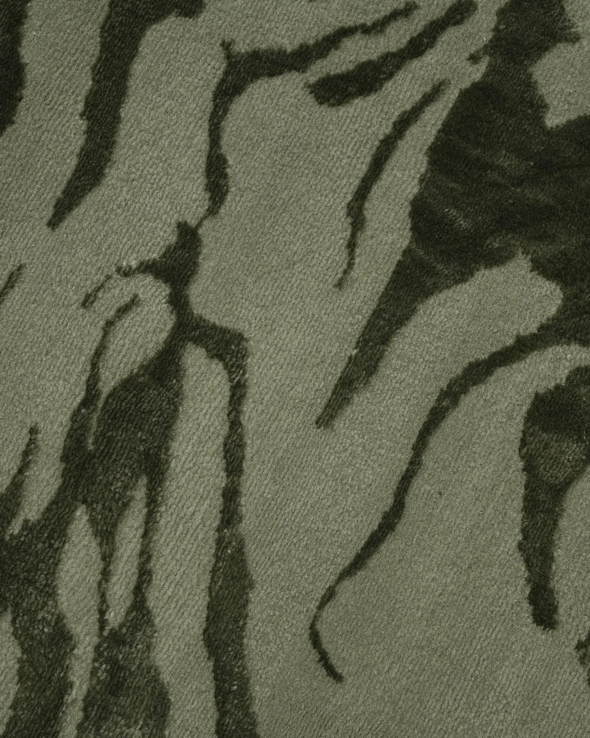 Aura Carpet | Green Waves