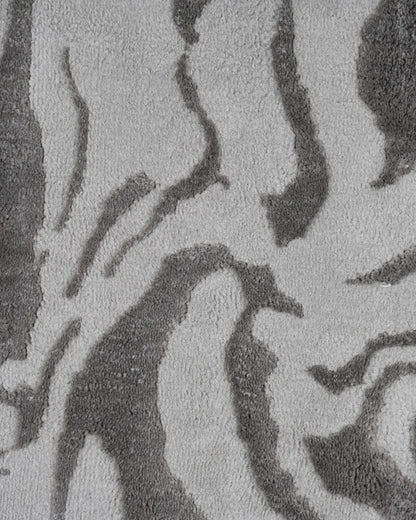 Aura Carpet | Grey Waves