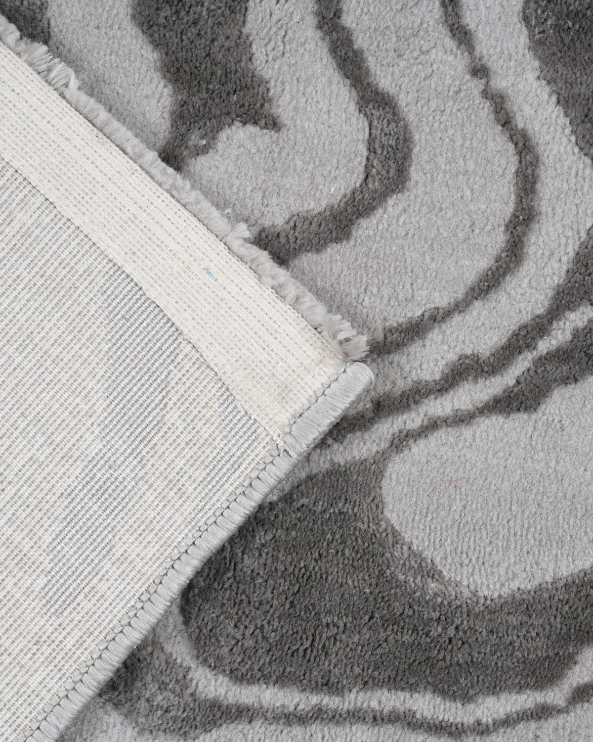 Aura Carpet | Grey Waves