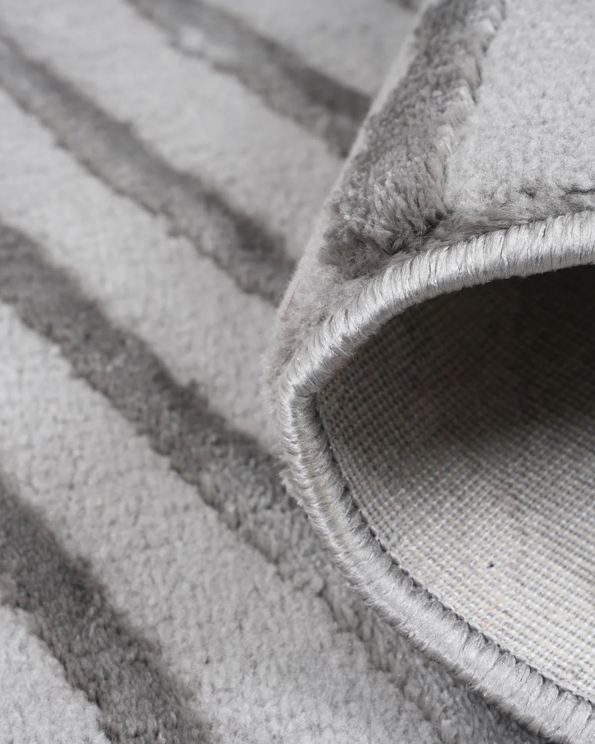 Aura Carpet | Grey Zebra