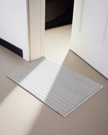 50X80 CM | Pencil Bathmat | Light Grey