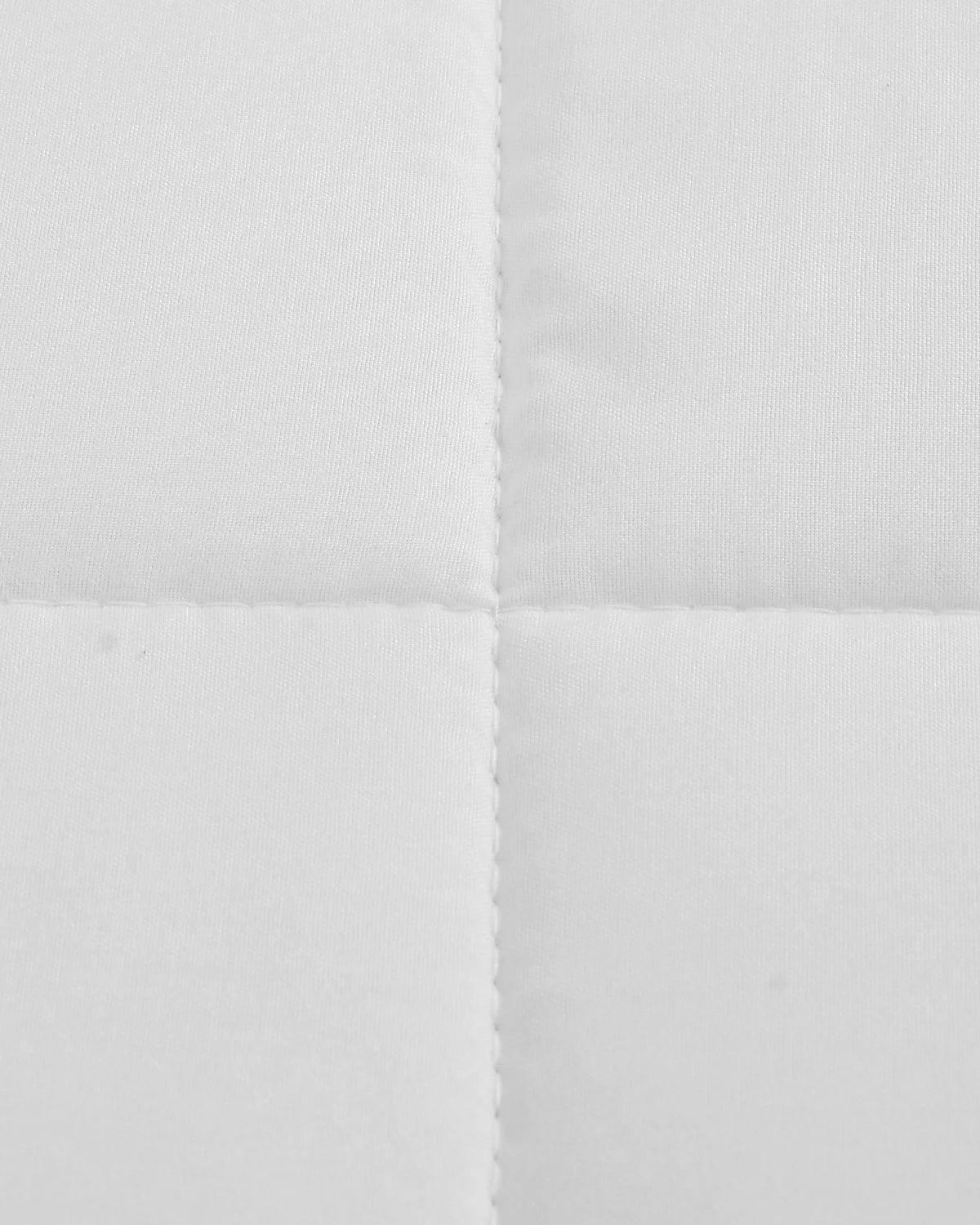 Amelia Reversible Comforter & AC Quilt | White | Box Design