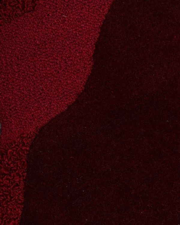 Shaped Carpet  |  Dark Wine Round Carpet