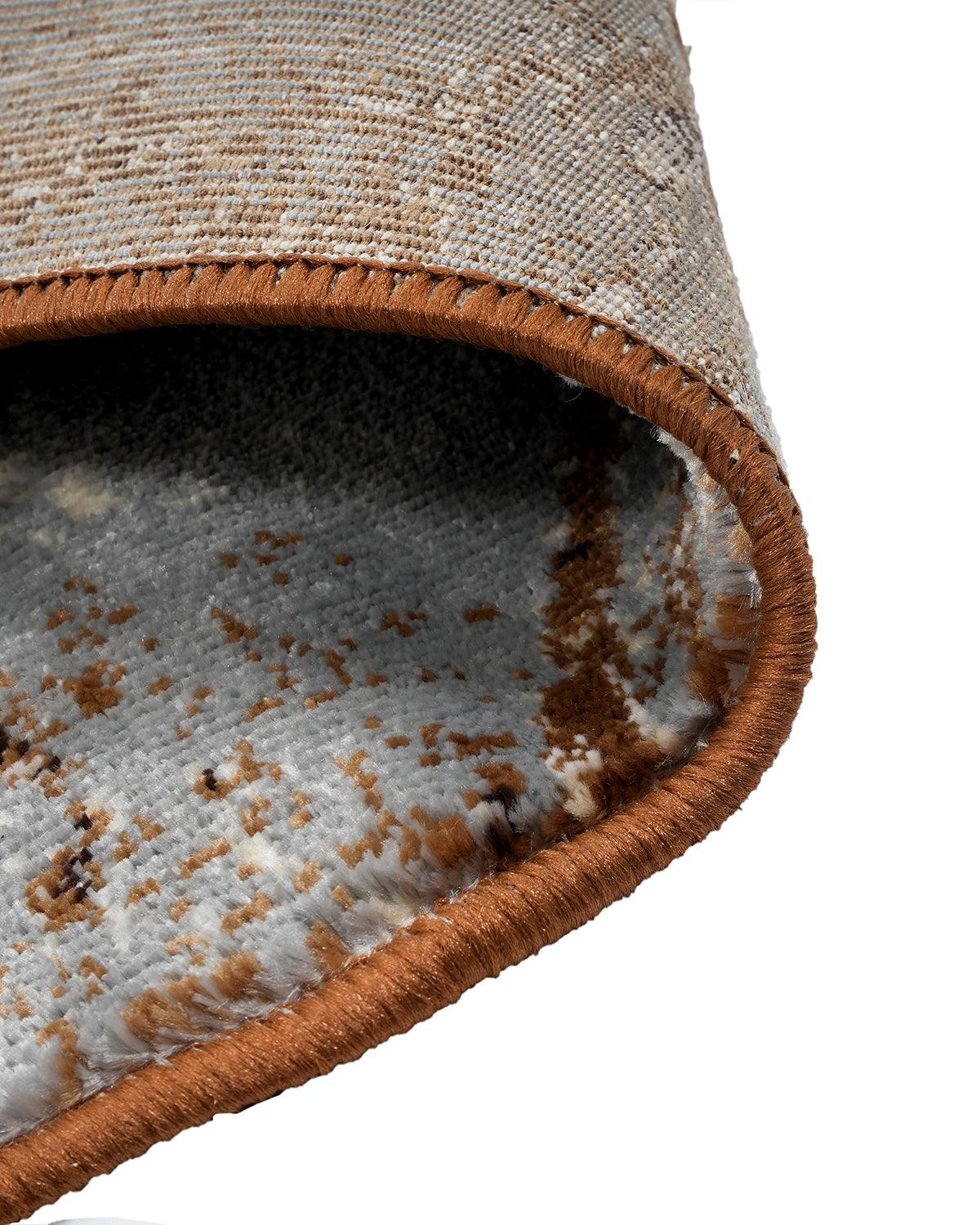 Diamond Carpets | Grey rust