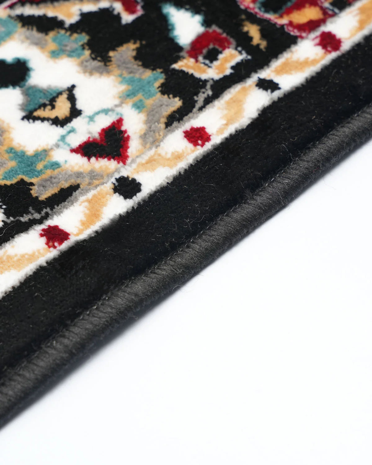 Vienna Rug | Black 96