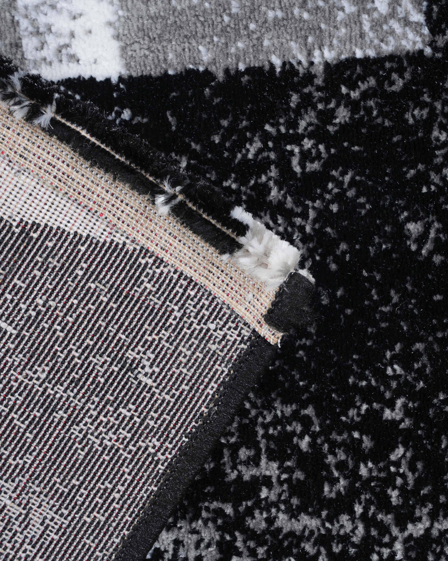 Vienna Carpet | Grey Geometric