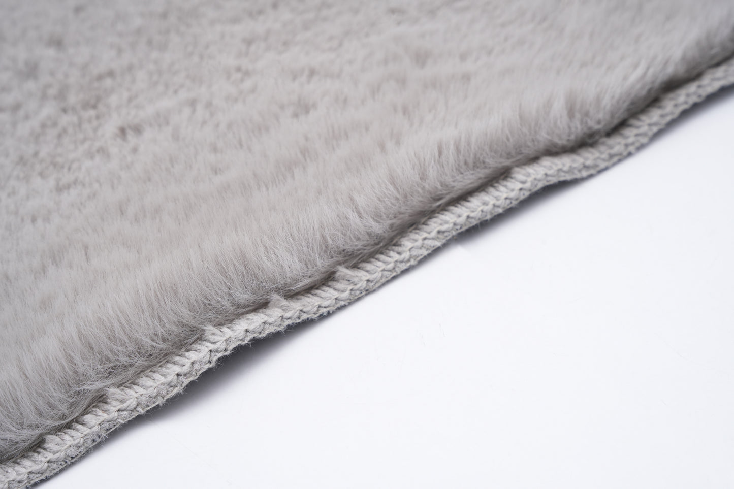SoftScape LtGrey Rabbit fur Runner